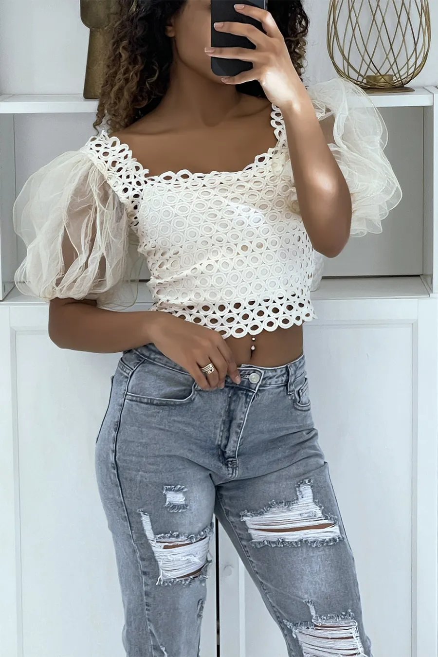 Crop top beige à manches bouffantes