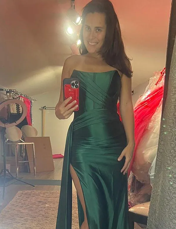 Robe de soirée fourreau à corset vert foncé avec fente