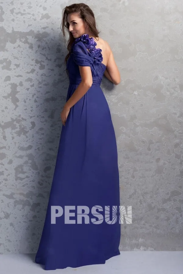 Robe de soirée violet asymétrique à mancheron