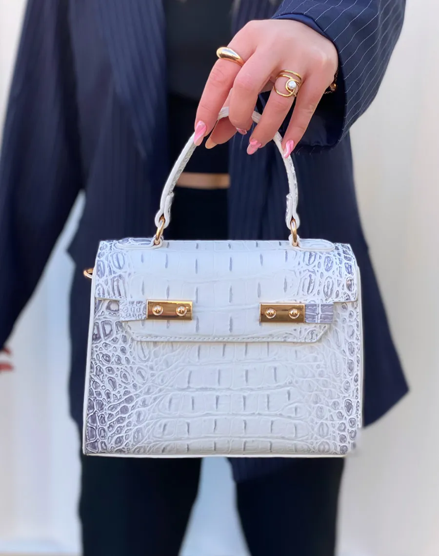 Sac à main blanc effet python gris à détails dorés