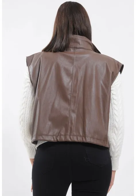 Veste courte marron oversize en simili cuir sans manches femme